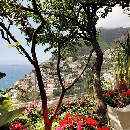 Fiorentino Aparthotel 4*